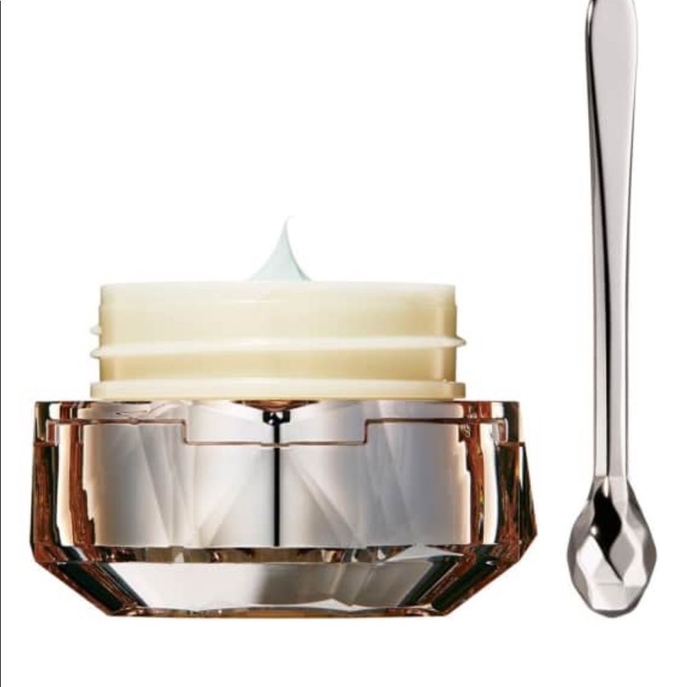 Clé de peau Beaute: intensive eye contour cream